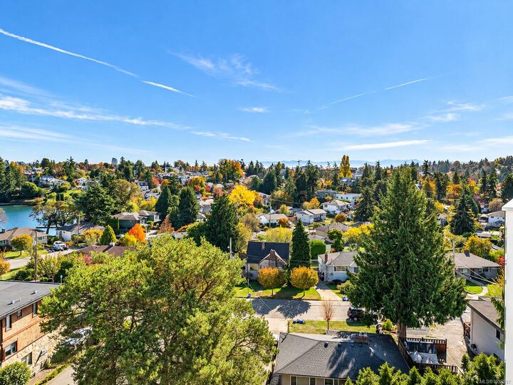 Property Photo:  1075 Tillicum Rd #609  BC V9A 2A4 