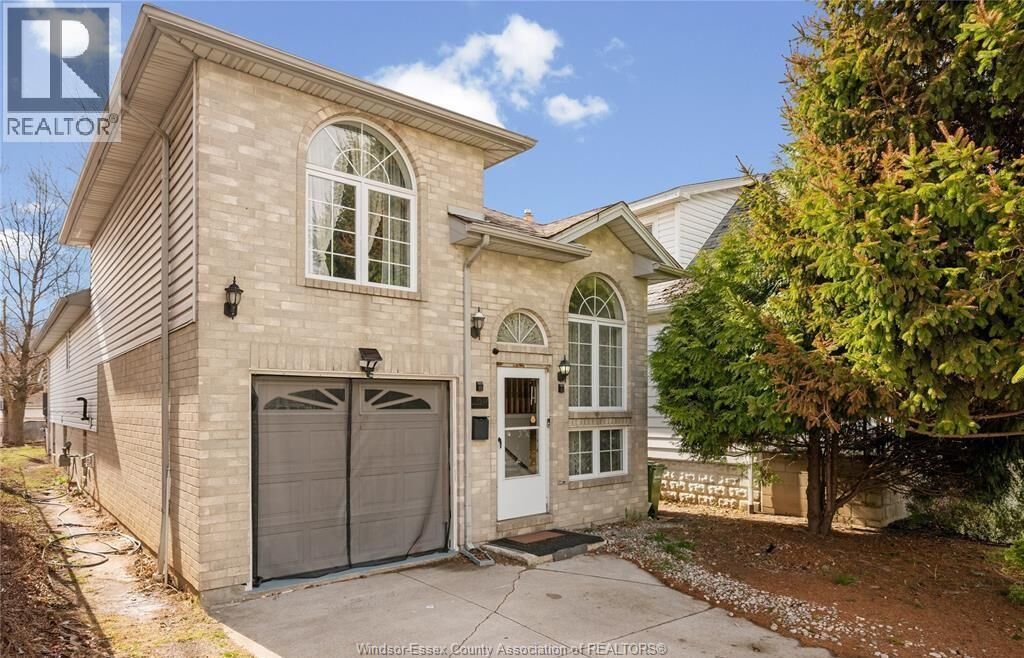 Property Photo:  1537 Langlois Avenue Lower  ON N8X 4M3 