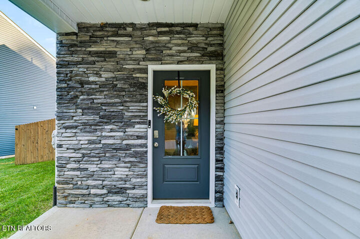 Property Photo: 1060 Curly Top Lane TN 37932