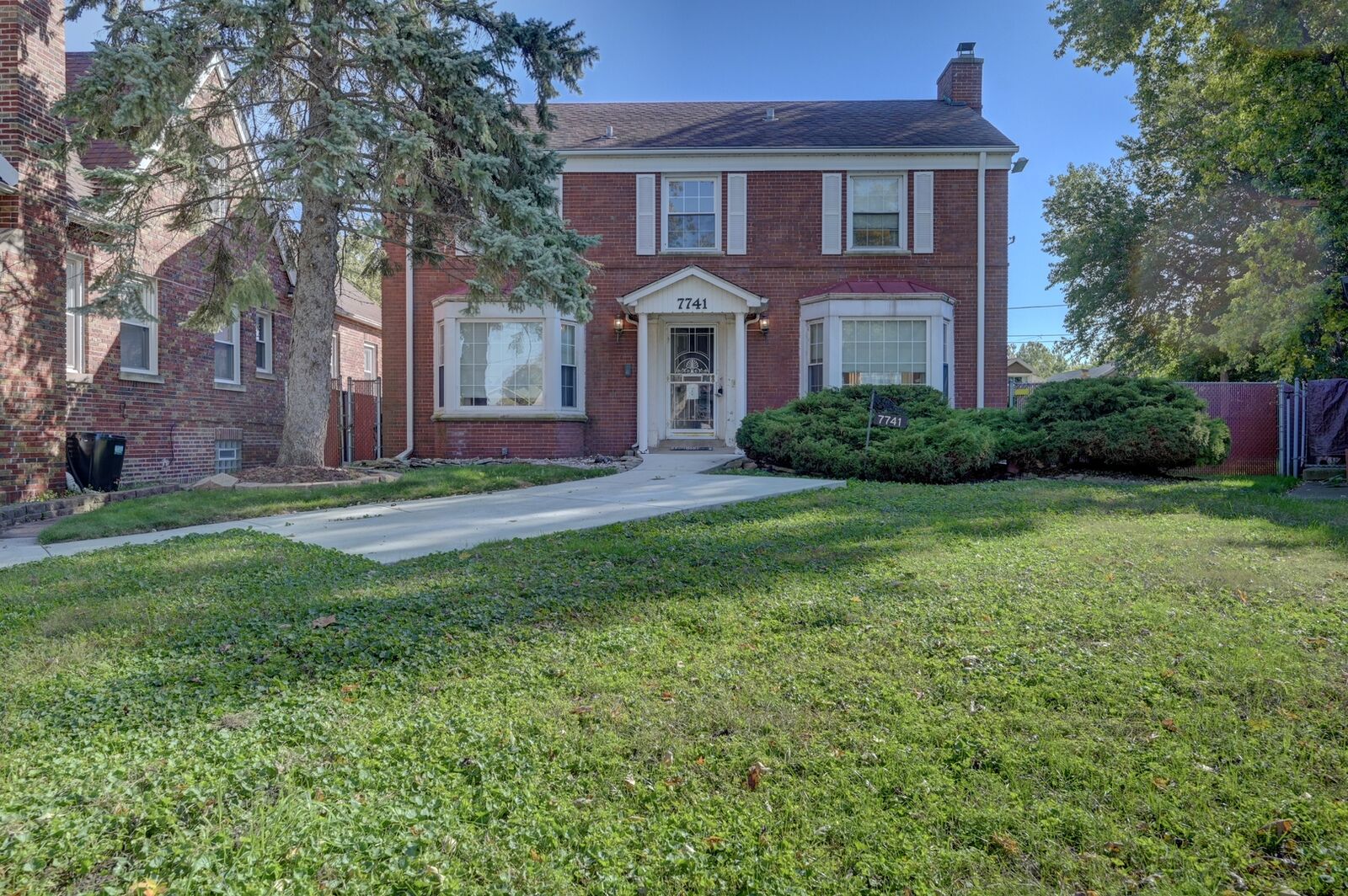 Property Photo: 7741 S Paxton Avenue IL 60649