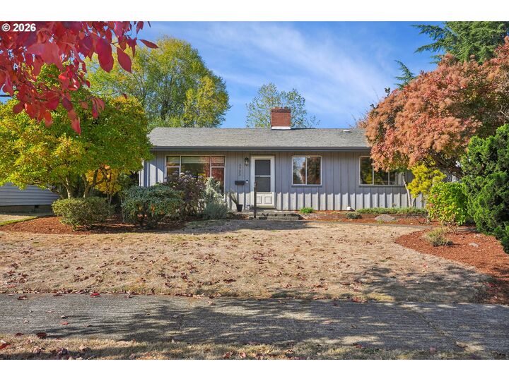 Property Photo: 2723 NE 123rd Ave OR 97230