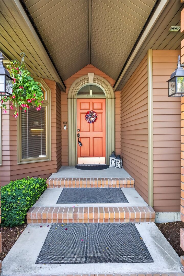 Property Photo:  3808 E 48th Ave  WA 99223 