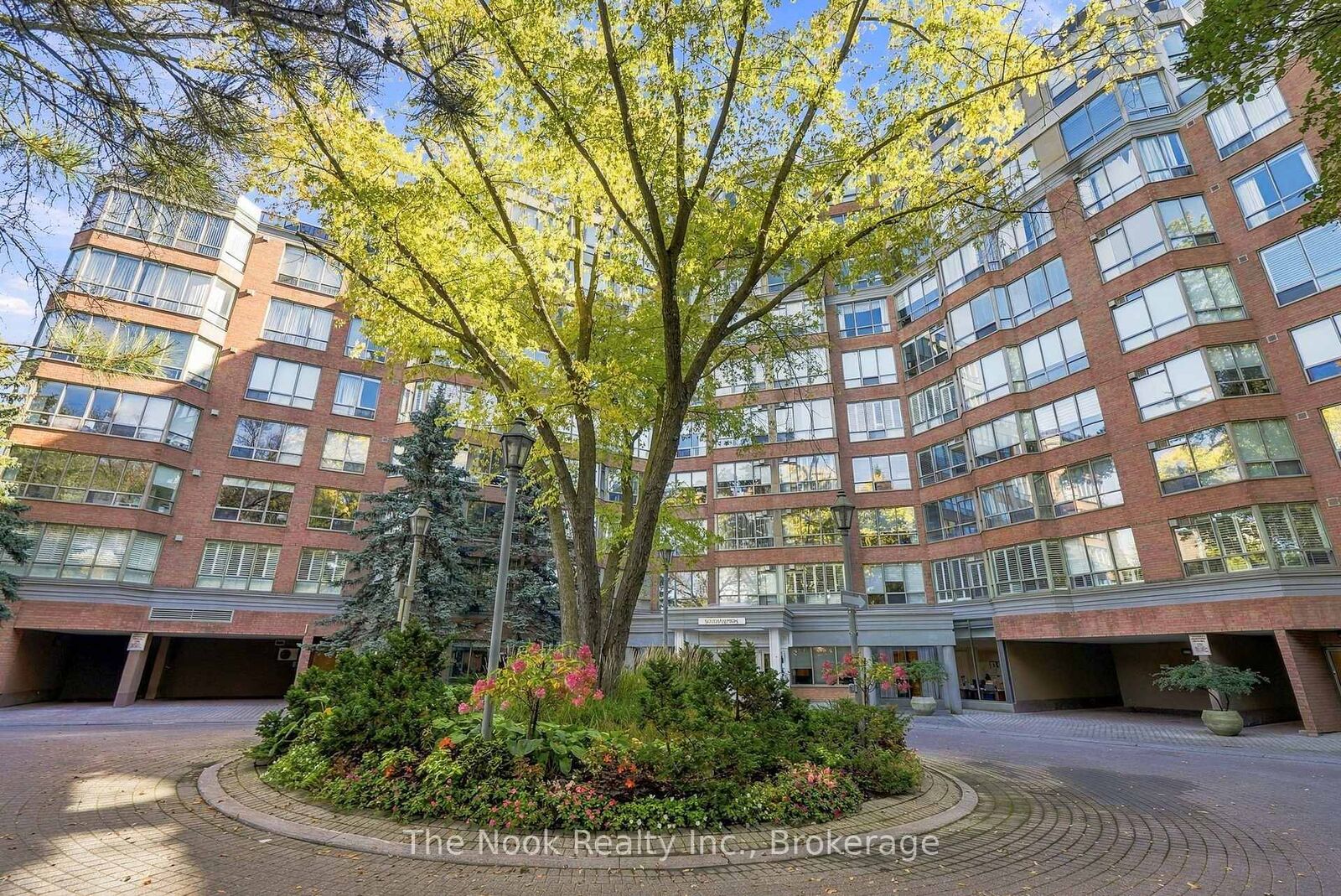 Property Photo:  1 Ripley Avenue 213  ON M6S 4Z6 