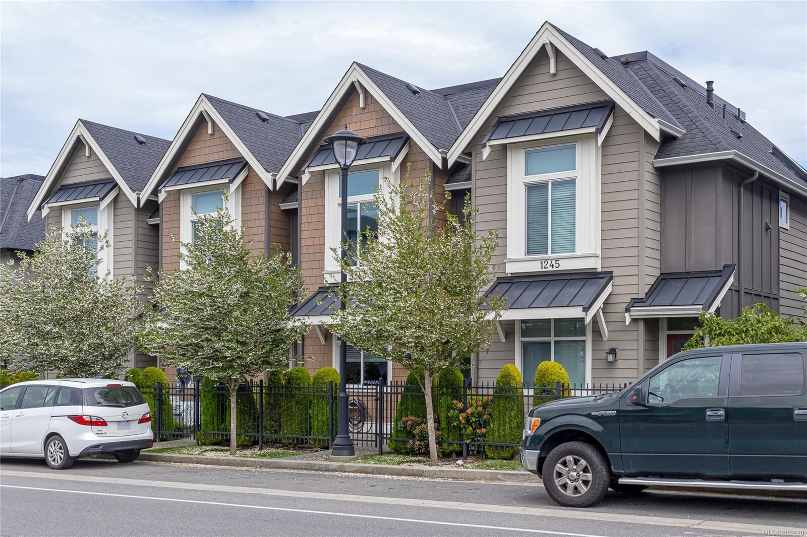 Property Photo: 1243 Flint Ave BC V9B 0Y6