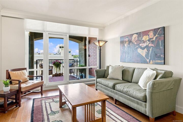 Property Photo:  21 Dallas Rd #414  BC V8V 4Z9 