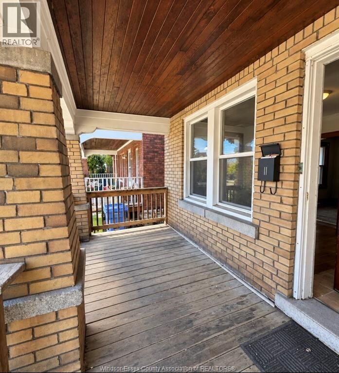 Property Photo:  521 Rankin  ON N9B 2R6 