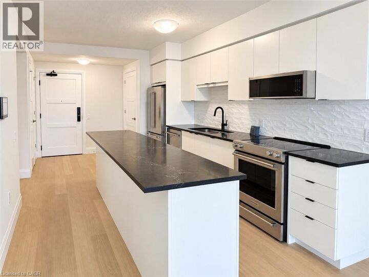 Property Photo: 93 Arthur Street South 1207 ON N1E 0T3