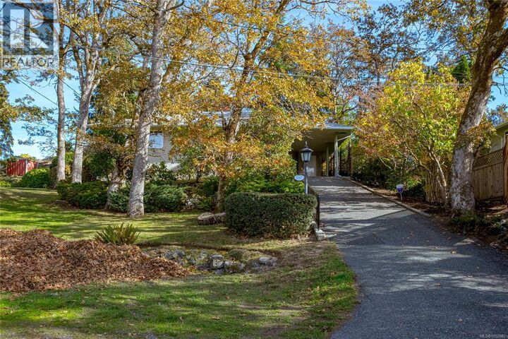 Property Photo: 1287 Filmer Road BC V8P 1W5