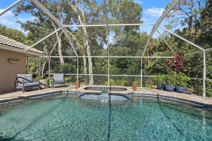 Property Photo: 1829 Foxboro Court FL 34677