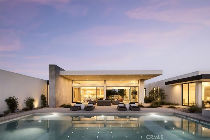 Property Photo:  3 Wren Court  CA 92270 