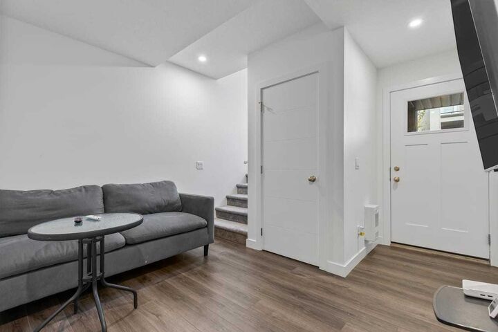 Property Photo:  122 Spring Creek Common SW  AB T3H 6E2 
