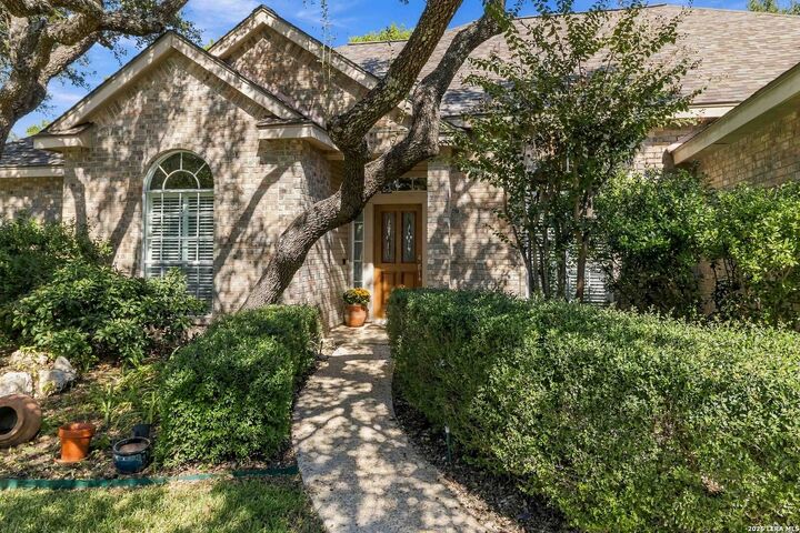 Property Photo:  1427 Fawn Crk  TX 78248 