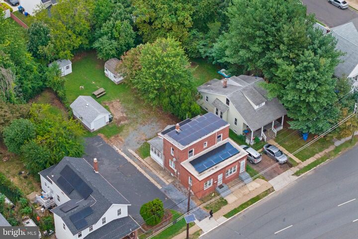 Property Photo:  616 Route 130  NJ 08016 