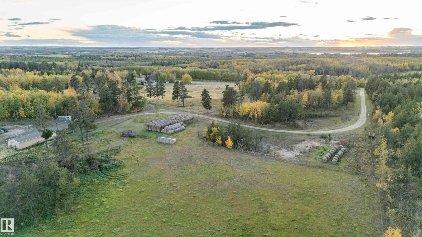 Property Photo:  59531 Range Rd 242  AB T0G 0P0 