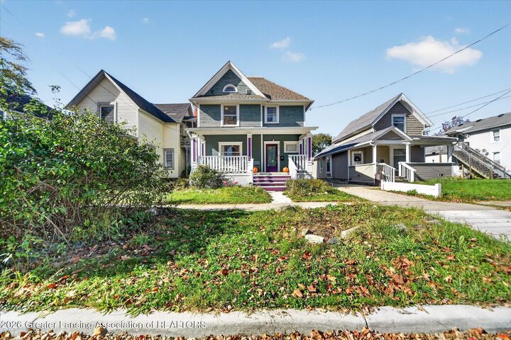 Property Photo: 527 N Sycamore Street MI 48933