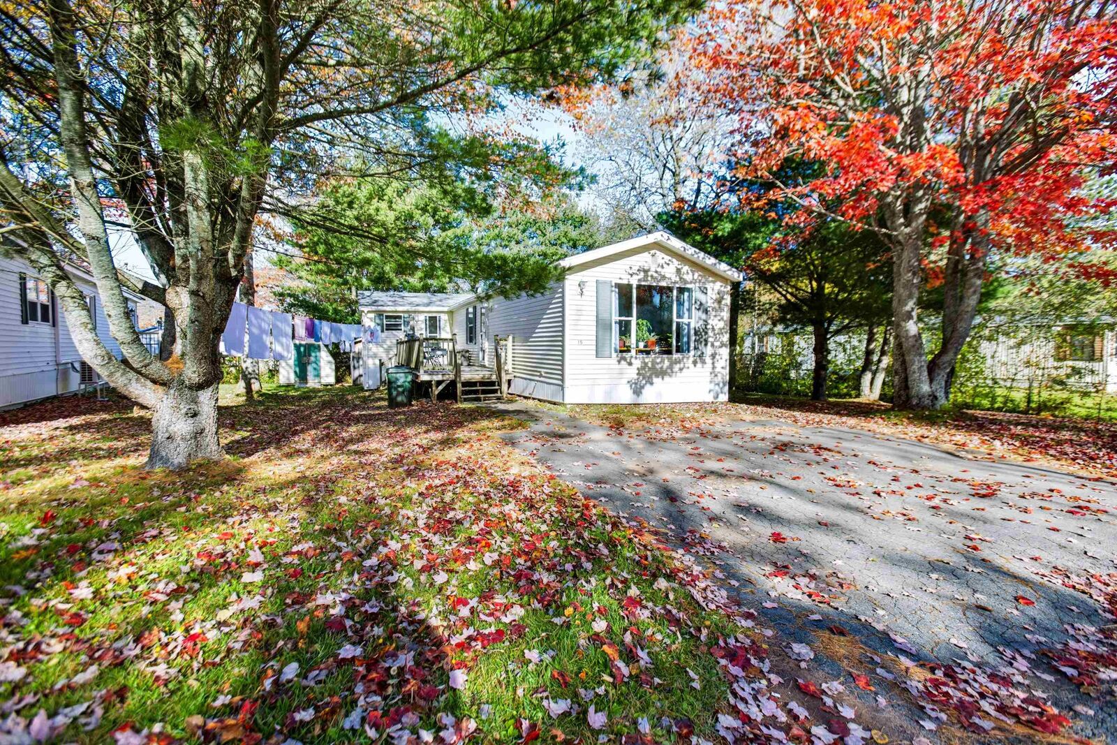 Property Photo:  15 Woodlawn Drive  NS B4H 4K5 