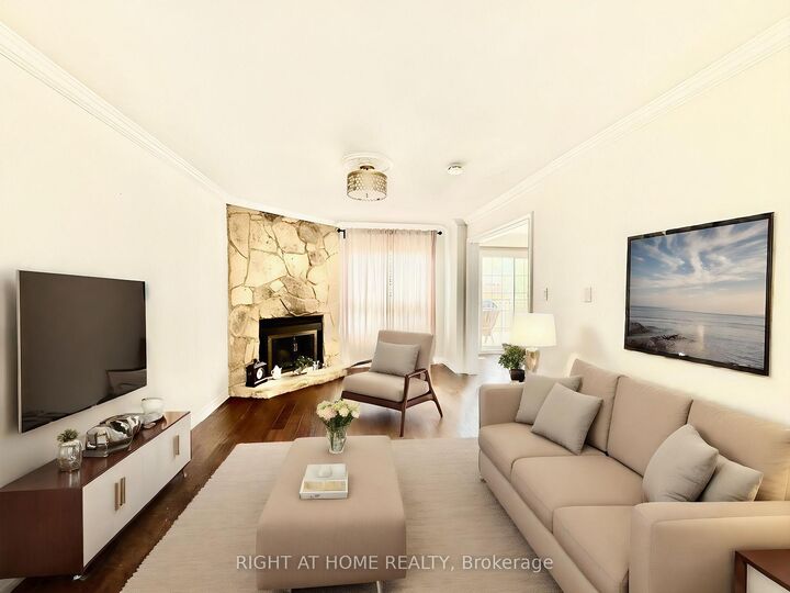 Property Photo:  48 James Street  ON L4N 6Y3 