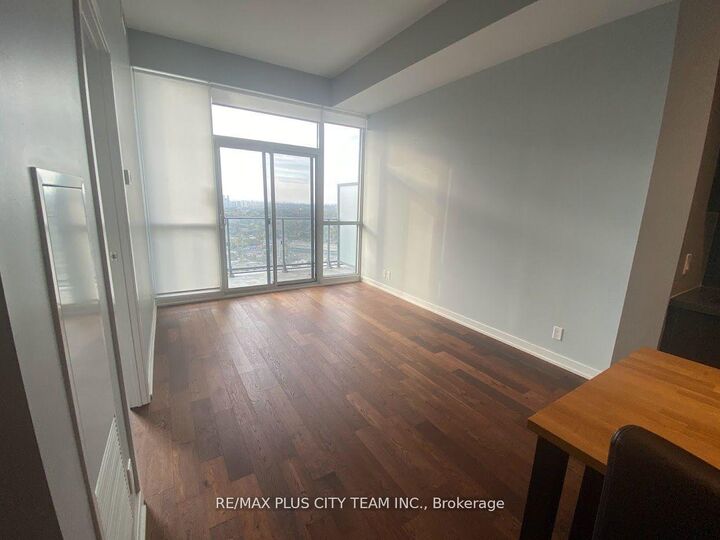 Property Photo:  2200 Lake Shore Boulevard W 4905  ON M8V 1A4 