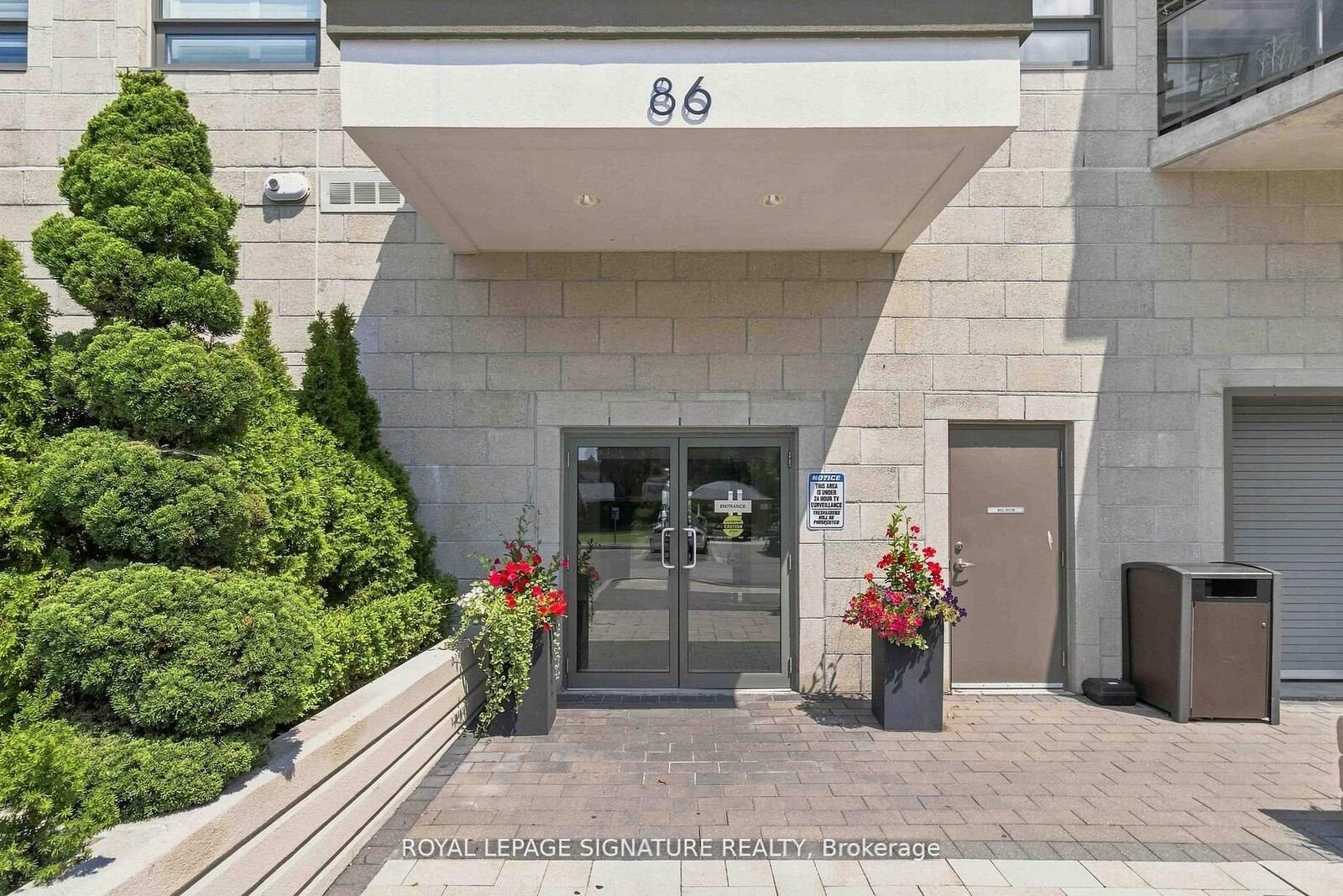 Property Photo: 86 Woodbridge Avenue 233 ON L4L 0E4