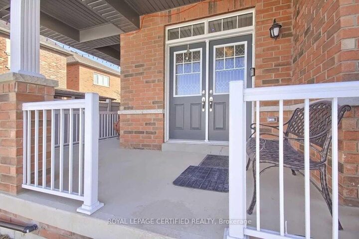Property Photo:  170 Gibson Circle  ON L6B 1H9 