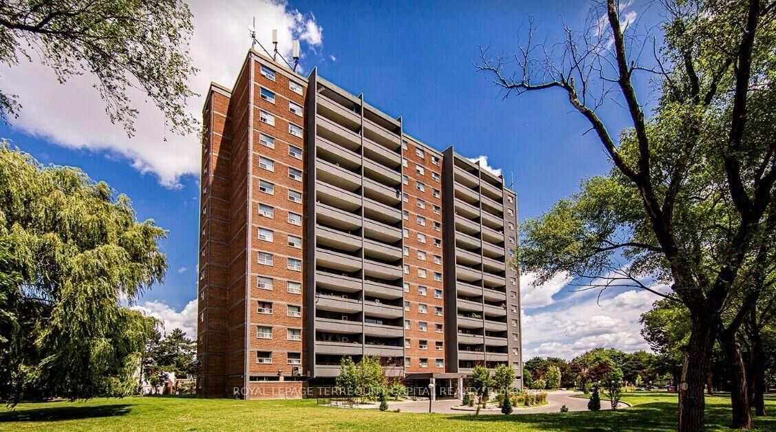 Property Photo:  50 Driftwood Avenue 707  ON M3N 2M6 