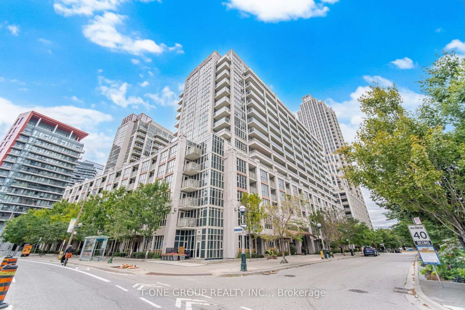 Property Photo:  35 Bastion Street 311  ON M5V 0C2 