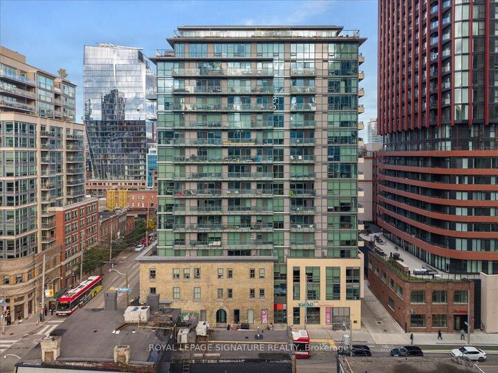 Property Photo:  39 Sherbourne Street 908  ON M5A 0L8 