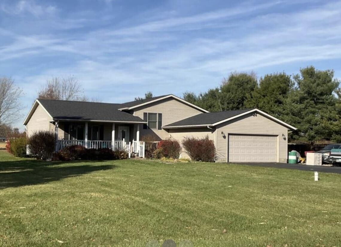 Property Photo: 2777 Lonesome Dove Lane OH 45505