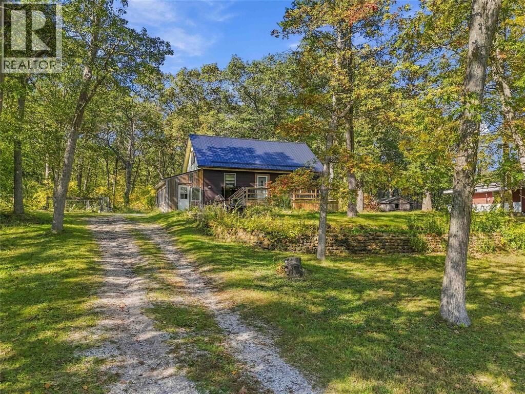 Property Photo: 9722 Lakeshore Road ON N0M 1T0