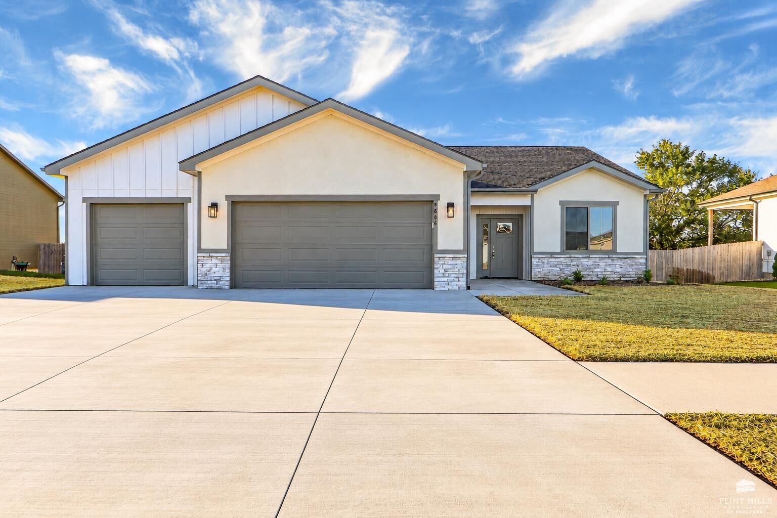 Property Photo:  8606 William Drive  KS 66502 