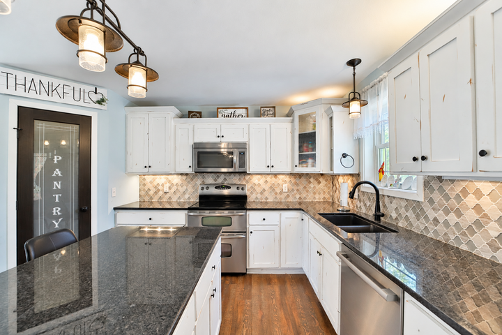 Property Photo: 1527 2nd Street NE MN 56479