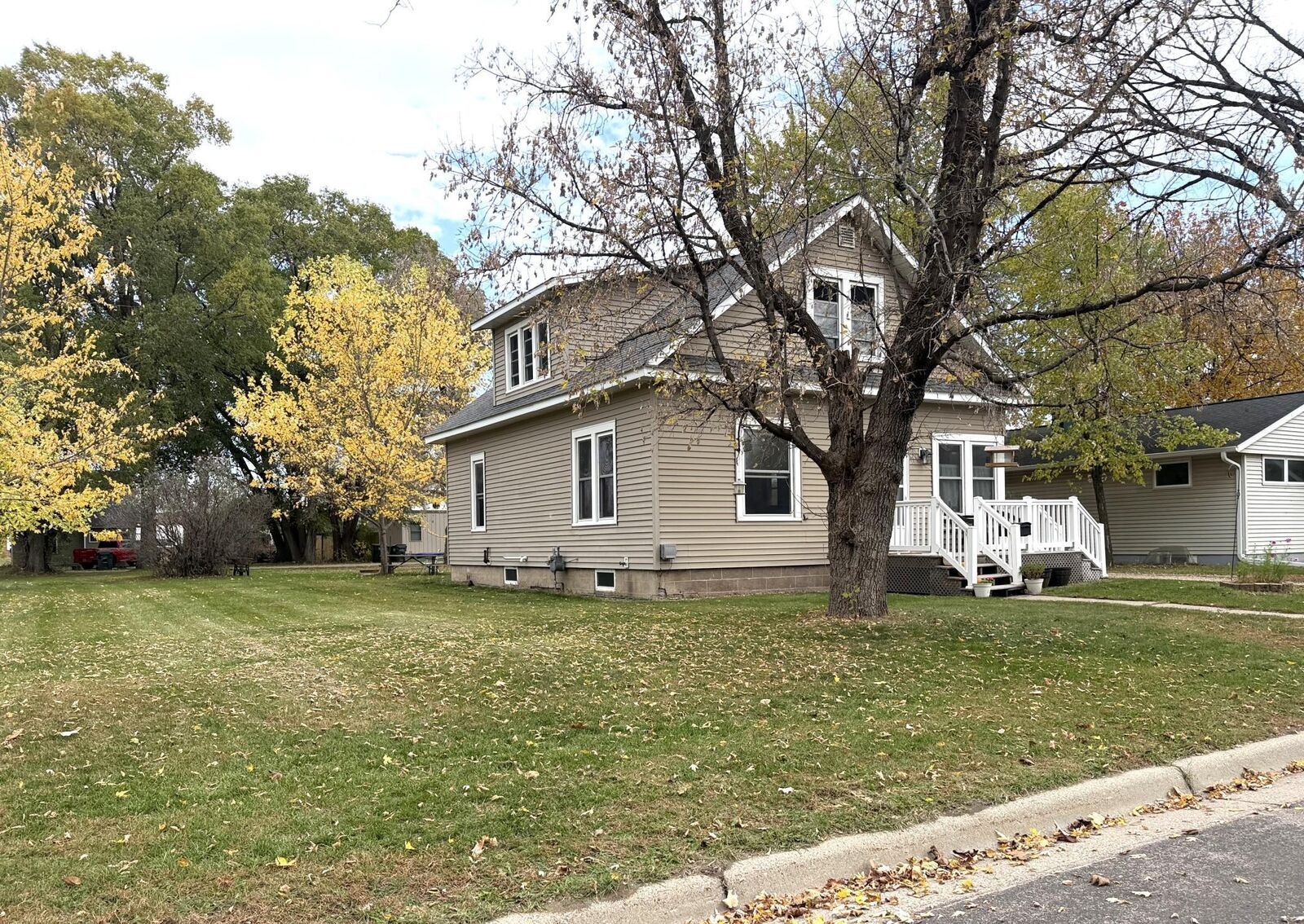 Property Photo:  11 3rd Street SW  MN 56352 