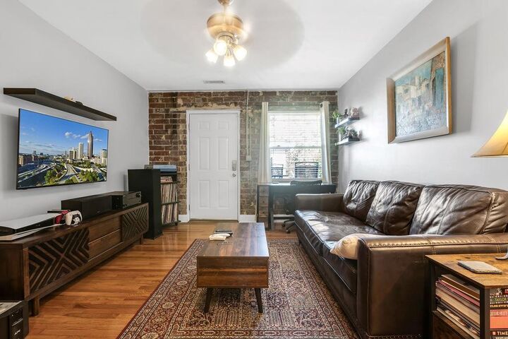 Property Photo: 40 Daniel Street NW 8 GA 30312
