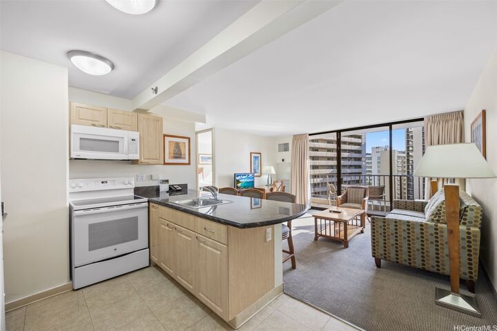 Property Photo:  229 Paoakalani Avenue 1404 (Nuc)  HI 96815 