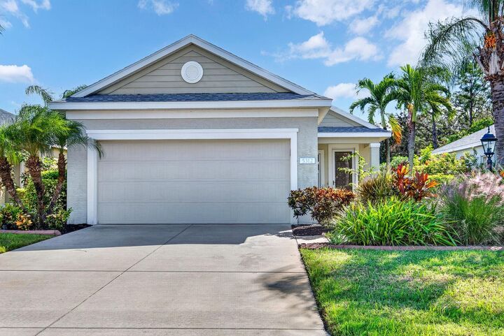 Property Photo:  5312 Aqua Breeze Drive  FL 34208 
