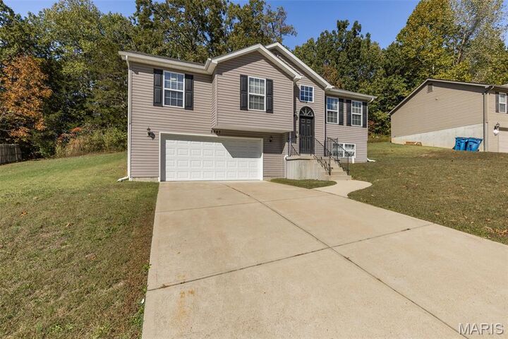 Property Photo: 5645 Hawks Landing Drive MO 63050