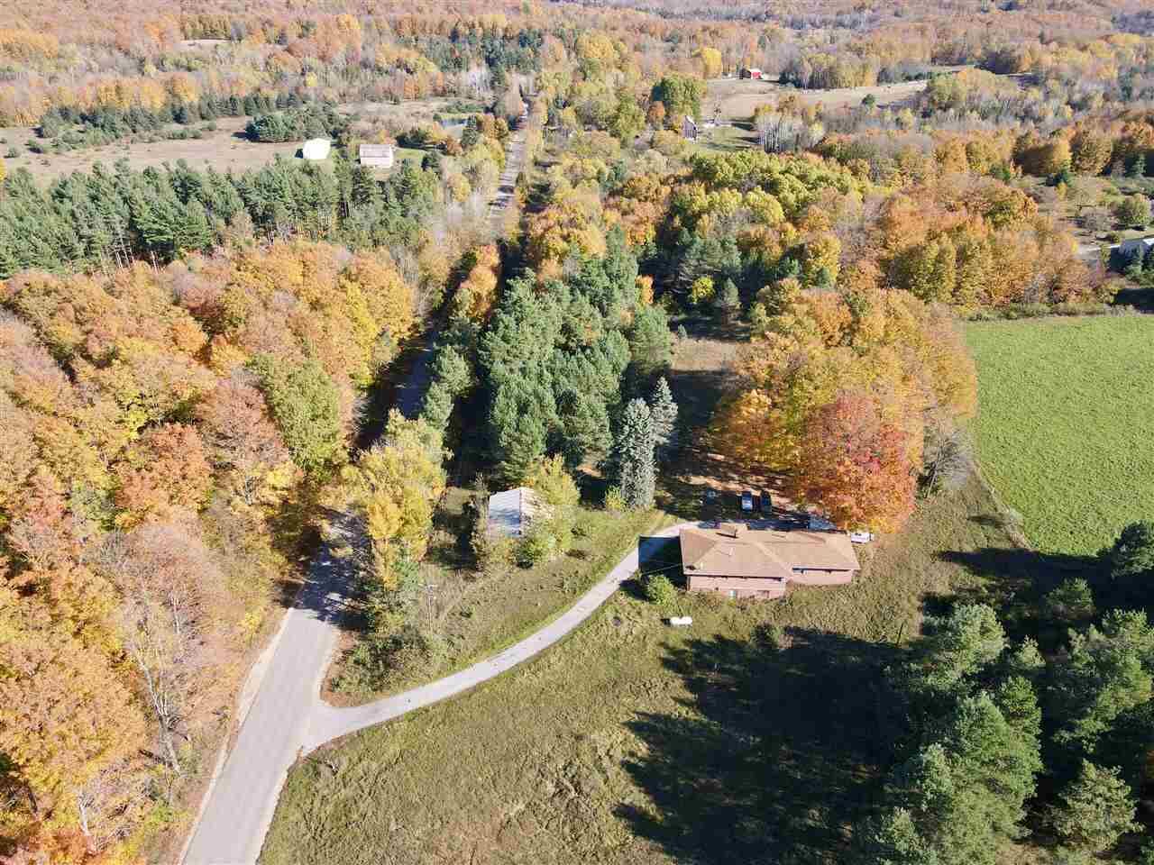 Property Photo:  2757 Vance  MI 49720 
