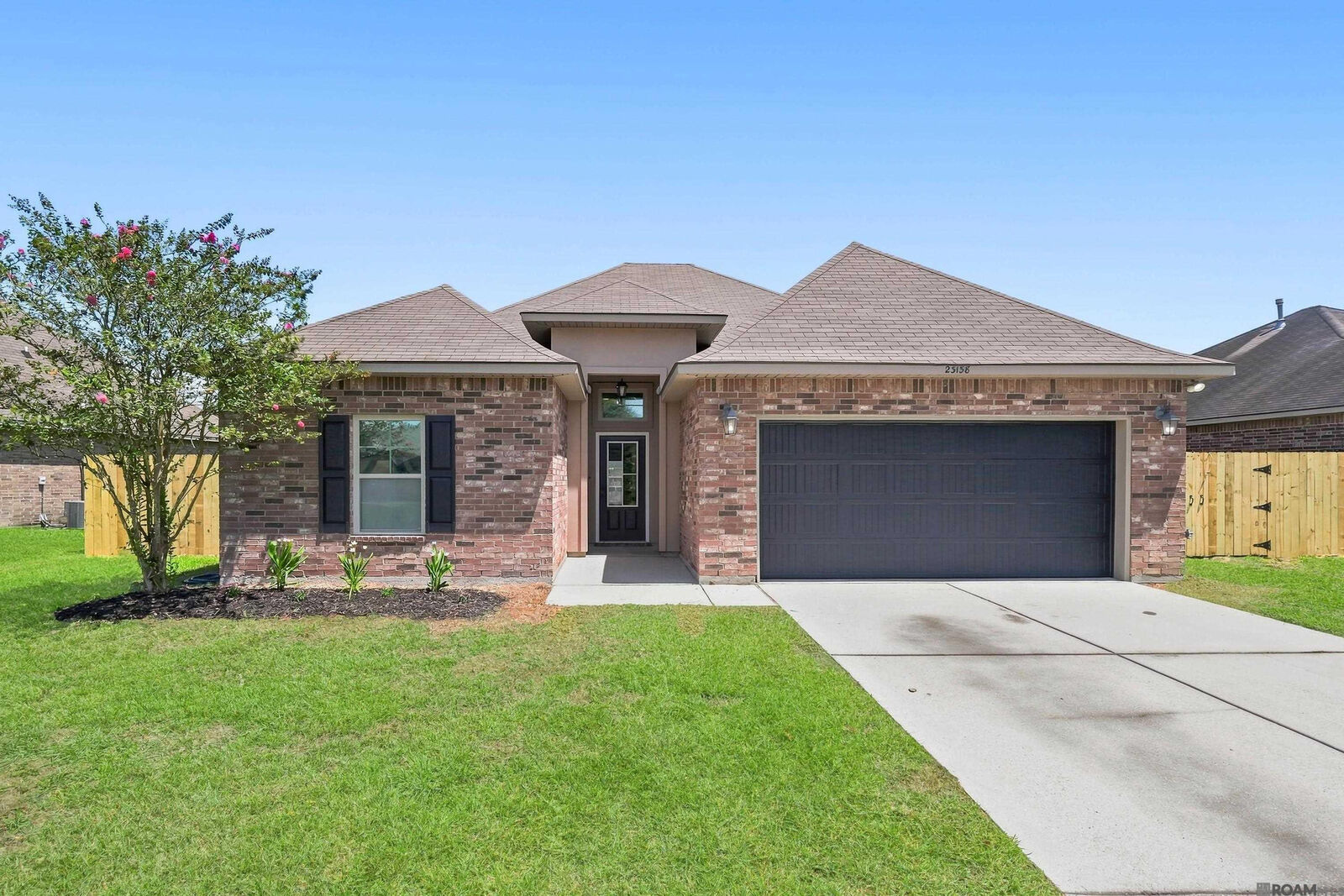 Property Photo: 23138 Christmas Dr LA 70726