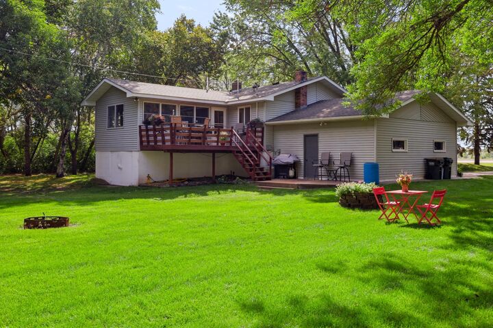 Property Photo: 909 County Road 120 MN 56303