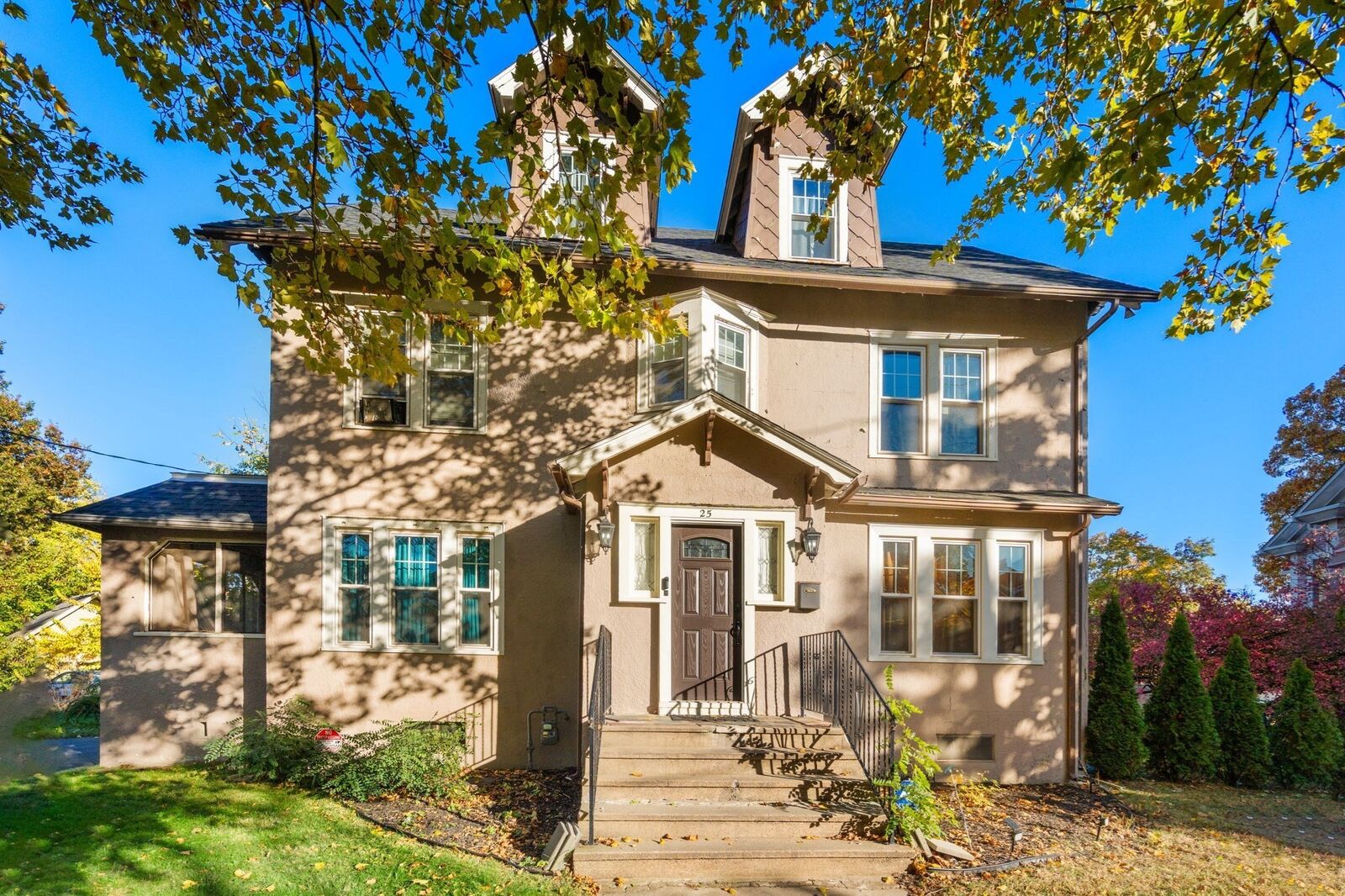 Property Photo: 25 Marengo Park MA 01108