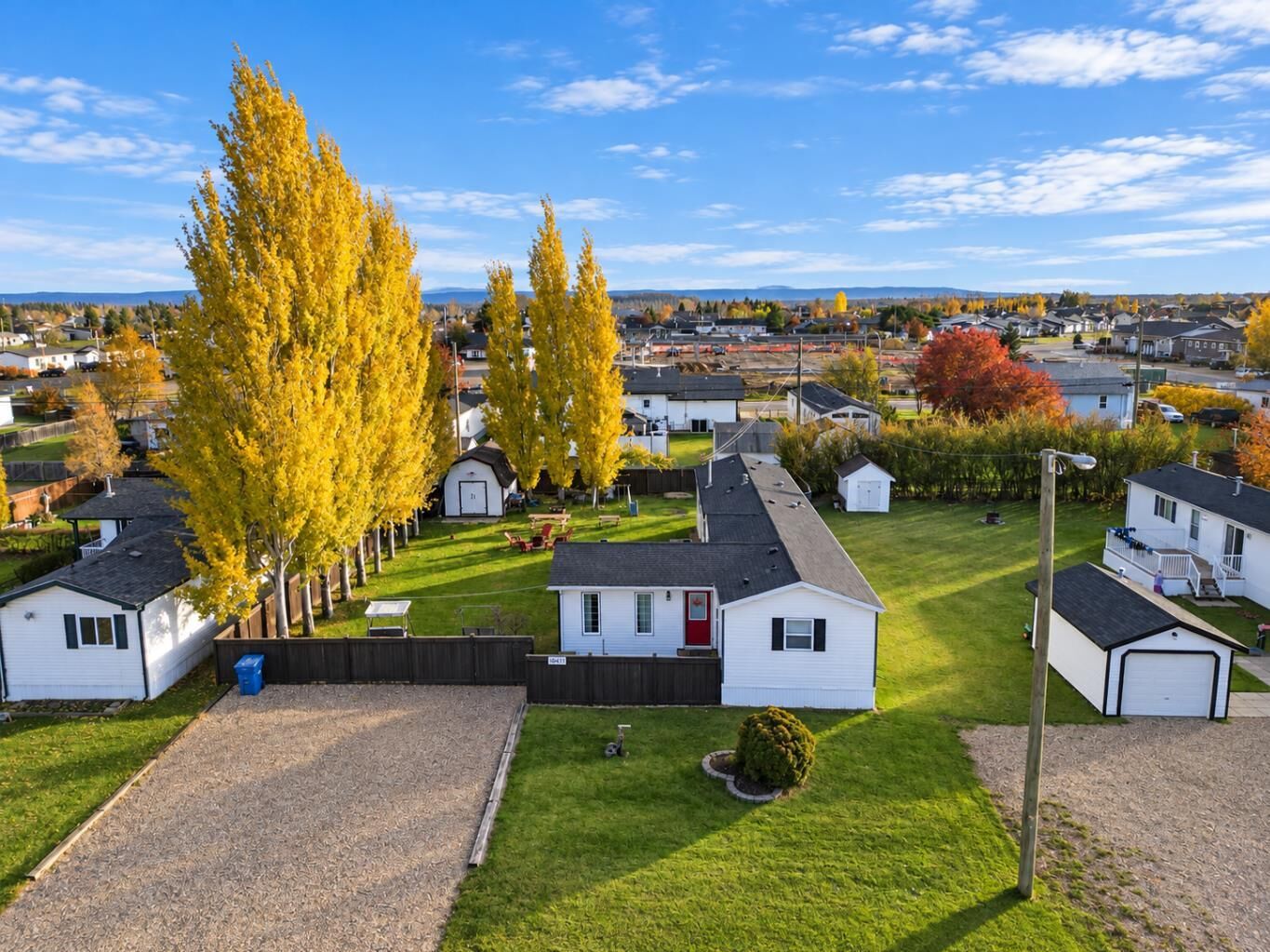 Property Photo:  10613 101 Ave  AB T0H 2H0 