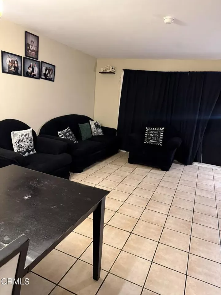 Property Photo:  410 N Palm Avenue  CA 93060 