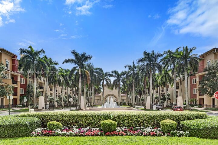 Property Photo:  2901 NW 126th Ave 2-225  FL 33323 