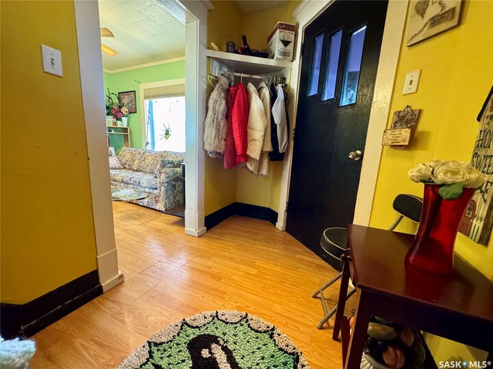Property Photo:  302 3rd Street E  SK S0K 4W0 