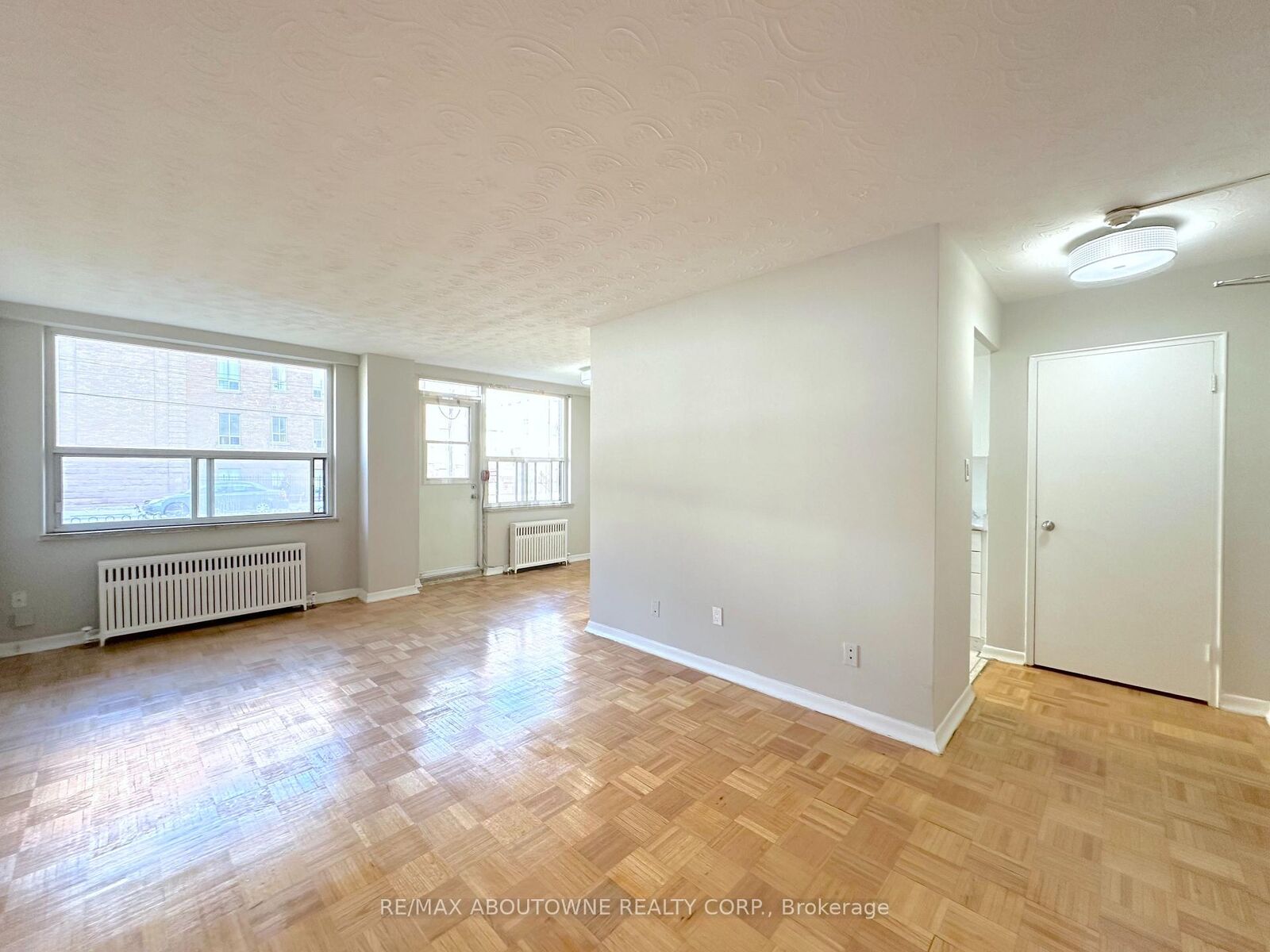 Property Photo:  145 Jameson Avenue 108  ON M6K 2X4 