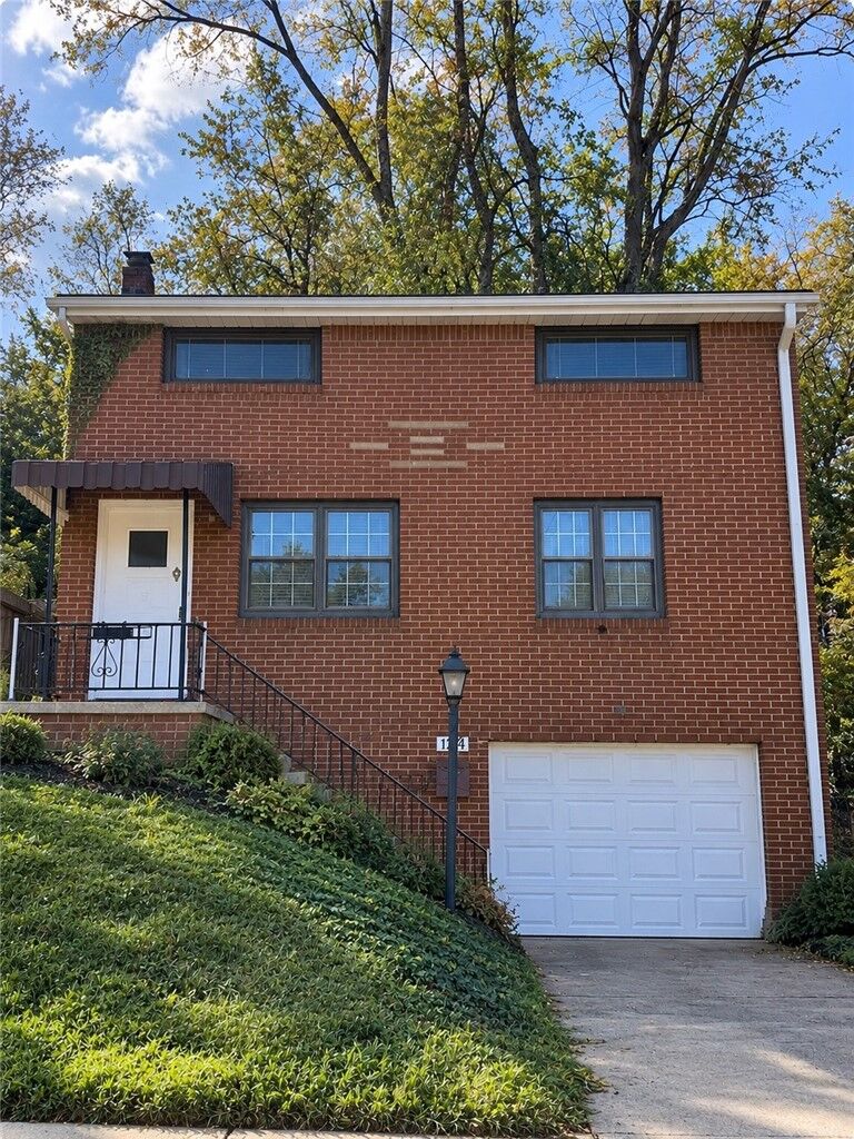 Property Photo:  1324 Romine Ave  PA 15133 