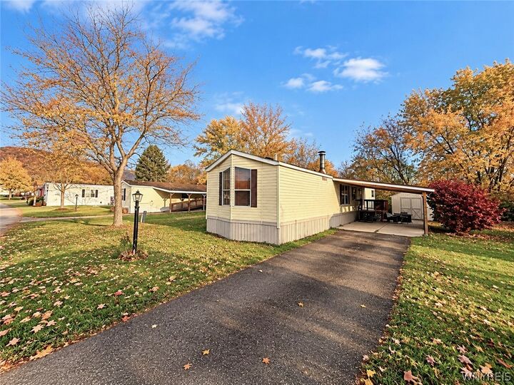 Property Photo:  32 Green Valley Estates  NY 14741 