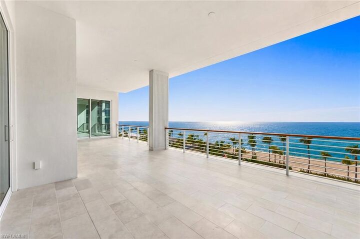 Property Photo: 901 Gulf Shore Blvd N A-401 FL 34102