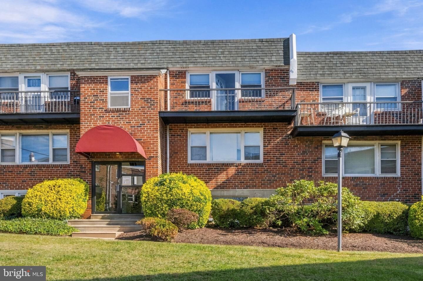 Property Photo: 6901 Valley Avenue I5 PA 19128