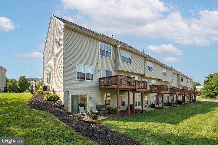 Property Photo: 29 Buttonwood Lane PA 17406